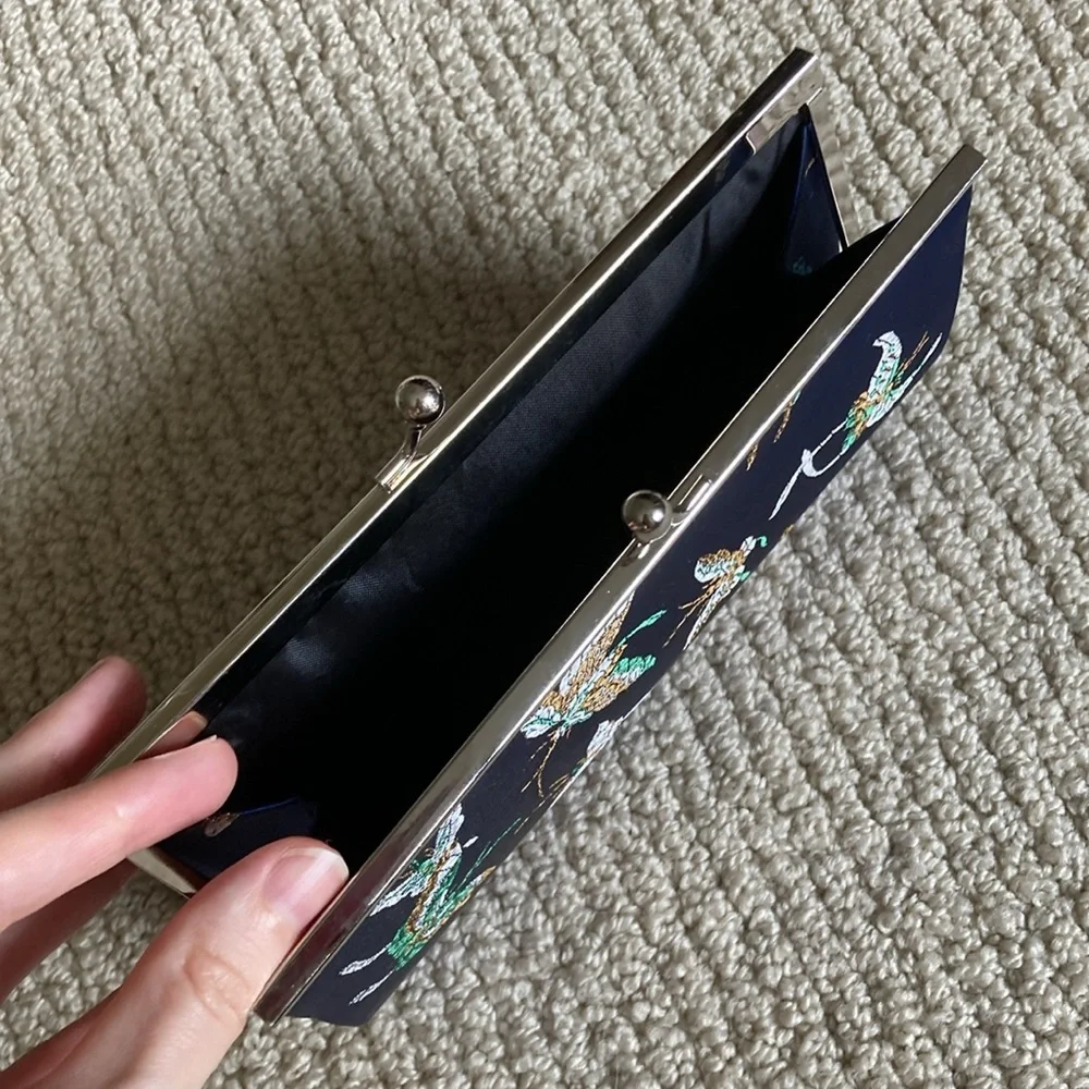 NEW Vintage Kiss Lock Dark Blue Accordion Style Hard Case Snap Close Wallet 2005